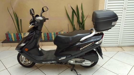 SUZUKI BURGMAN i SUZUKI BURGMAN i